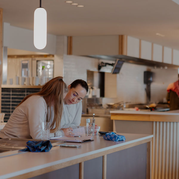 Bedieningsmedewerkers