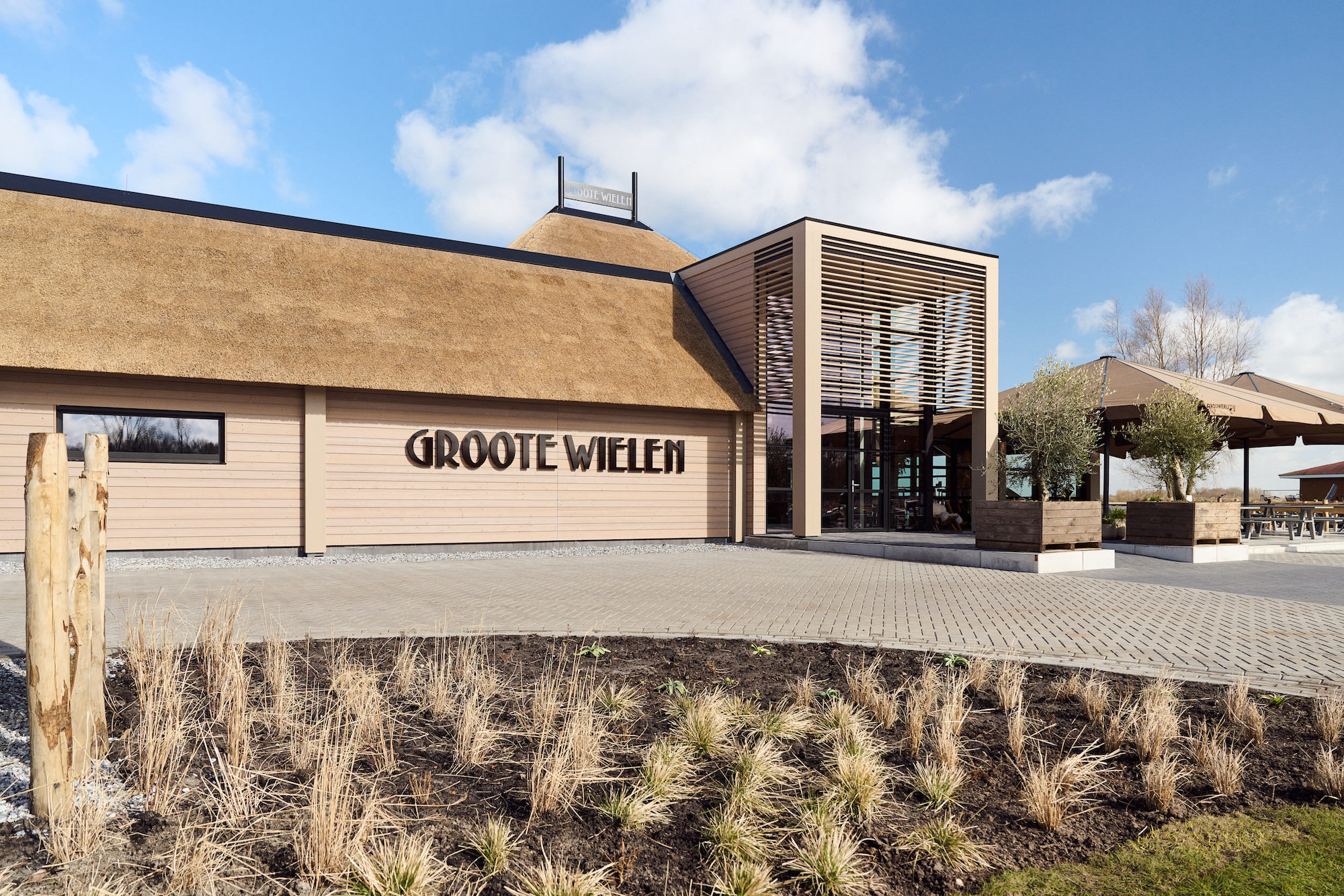 Voorzijde Groote Wielen